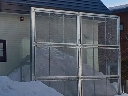 雪止めフェンス