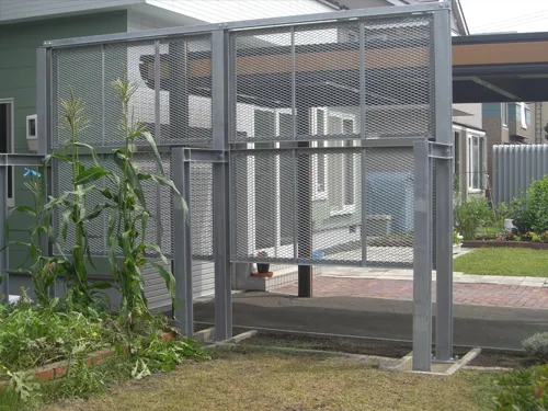 雪止めフェンス