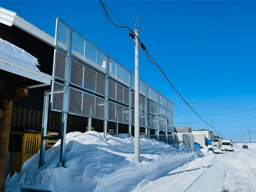 雪止めフェンス